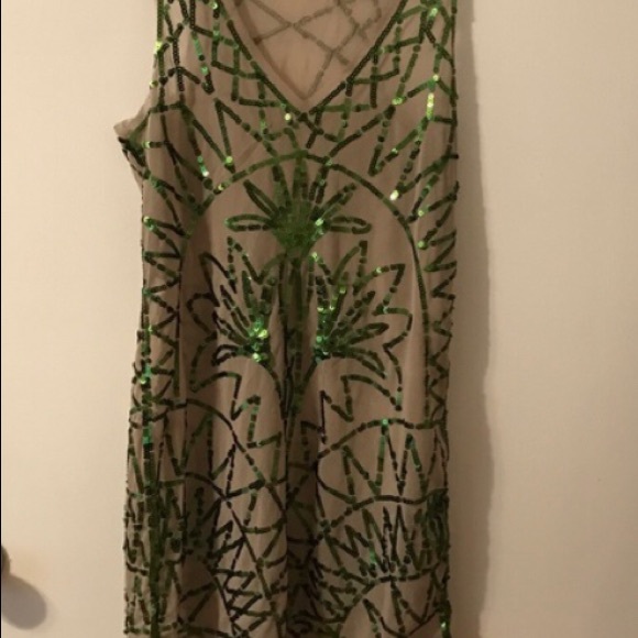 Nude and green Chelsea & Violet mini dress - Picture 2 of 3